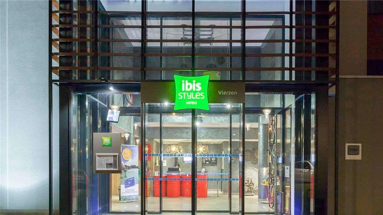 Ibis Styles Vierzon Exterior