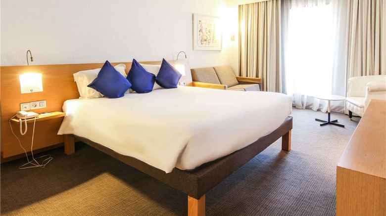 <b>Novotel Tunis Suite</b>. Images powered by <a href="https://iceportal.shijigroup.com/" title="IcePortal" target="_blank">IcePortal</a>.