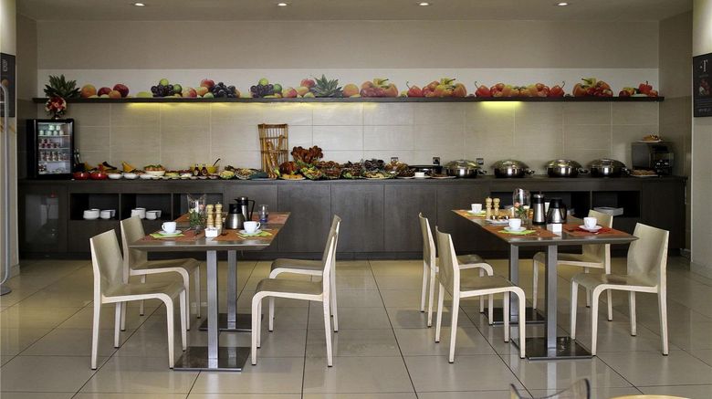 <b>Novotel Constantine Restaurant</b>. Images powered by <a href="https://iceportal.shijigroup.com/" title="IcePortal" target="_blank">IcePortal</a>.