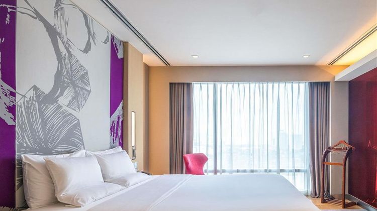 Novotel Manila Araneta Center Room