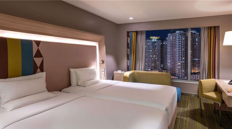 Novotel Manila Araneta Center Room