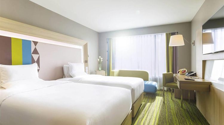 Novotel Manila Araneta Center Room