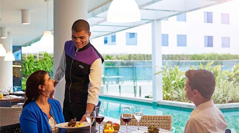 <b>Novotel Rio Parque Olimpico Restaurant</b>. Images powered by <a href="https://iceportal.shijigroup.com/" title="IcePortal" target="_blank">IcePortal</a>.