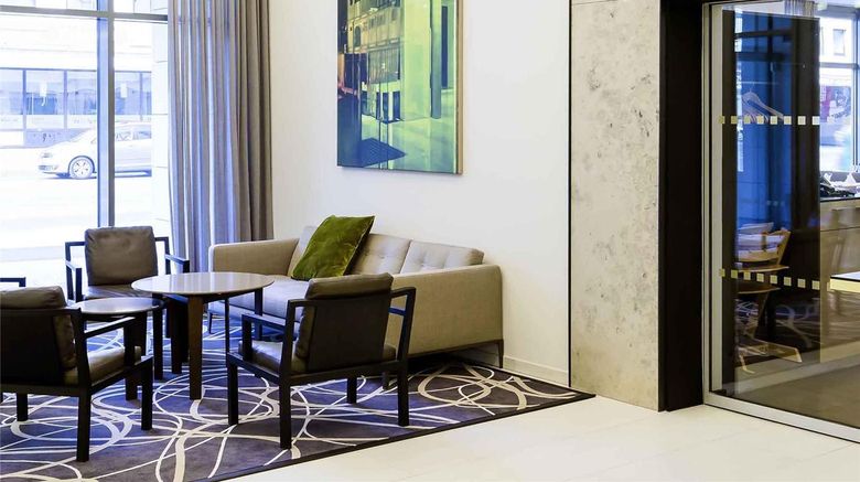 <b>Novotel Nuernberg Centre Ville Restaurant</b>. Images powered by <a href="https://iceportal.shijigroup.com/" title="IcePortal" target="_blank">IcePortal</a>.