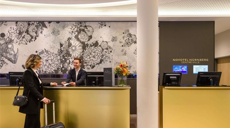 Novotel Nuernberg Centre Ville Exterior