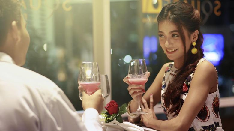 <b>Novotel Makassar Grand Shayla Restaurant</b>. Images powered by <a href="https://iceportal.shijigroup.com/" title="IcePortal" target="_blank">IcePortal</a>.