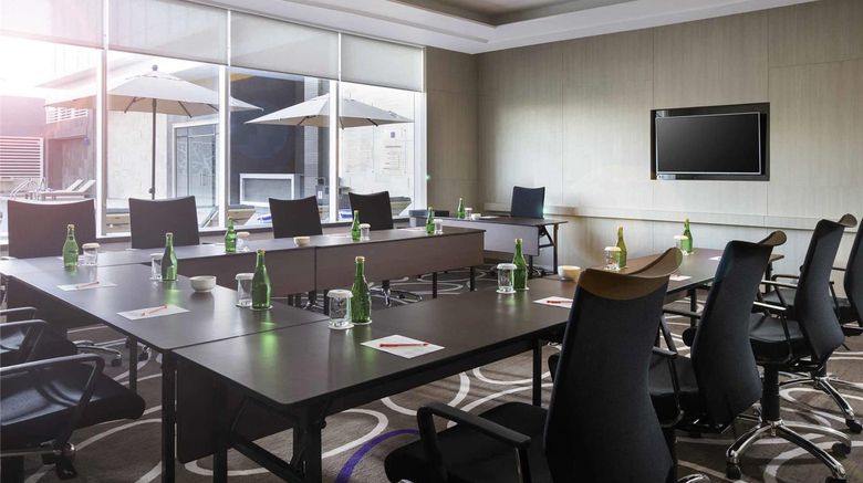 <b>Novotel Makassar Grand Shayla Meeting</b>. Images powered by <a href="https://iceportal.shijigroup.com/" title="IcePortal" target="_blank">IcePortal</a>.
