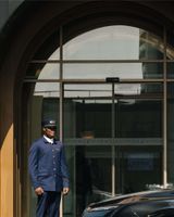Pullman Jumeirah Lakes Towers Hotel