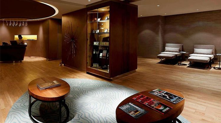 Pullman New Delhi Aerocity Spa