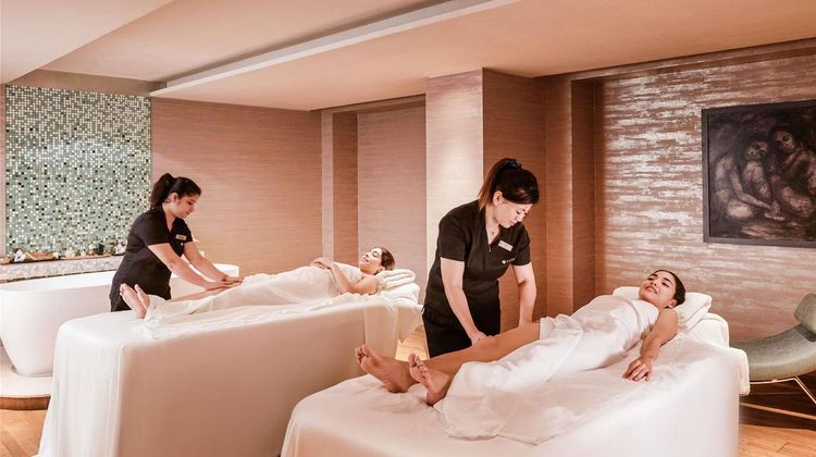 Pullman New Delhi Aerocity Spa