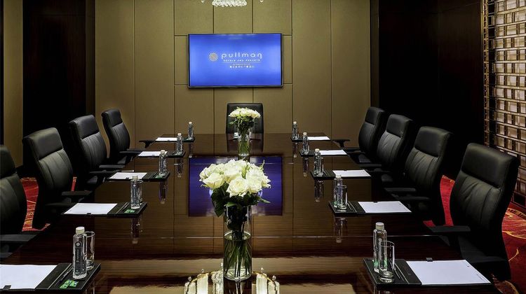 Pullman Qingdao Ziyue Hotel Meeting