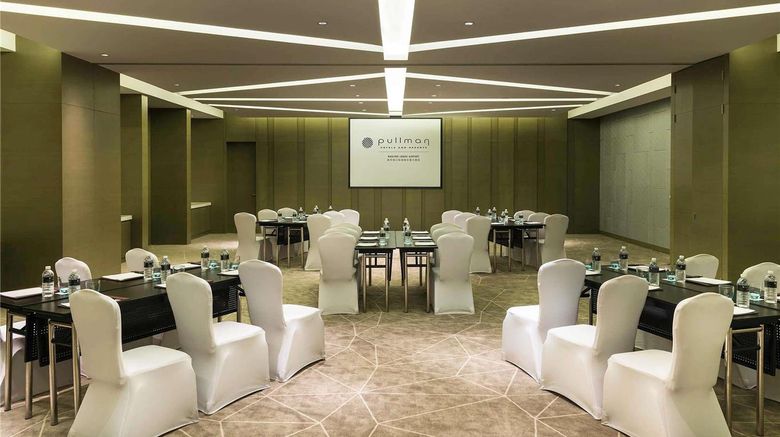 <b>Pullman Nanjing Lukou Airport Meeting</b>. Images powered by <a href="https://iceportal.shijigroup.com/" title="IcePortal" target="_blank">IcePortal</a>.
