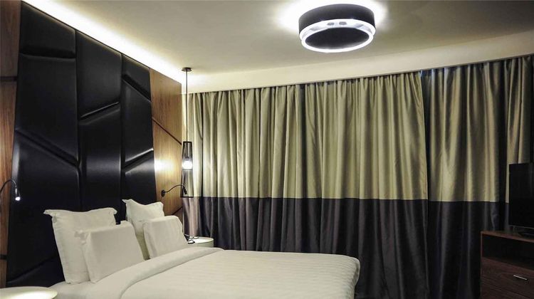 Pullman Istanbul Hotel & Convention Ctr Room