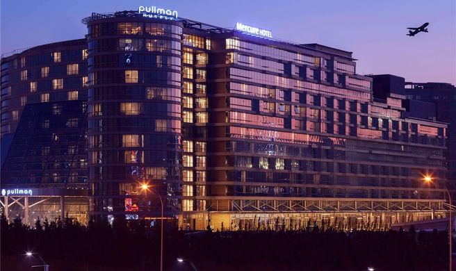 Pullman Istanbul Hotel & Convention Ctr Exterior