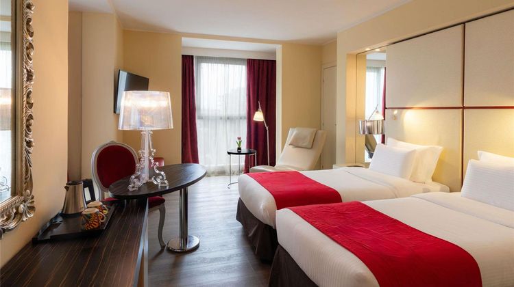 Pullman Grand Hotel Kinshasa Room