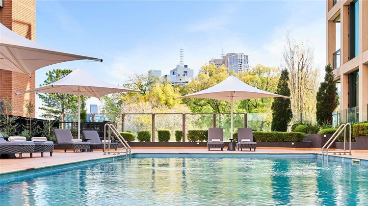 Pullman East Melbourne Pool