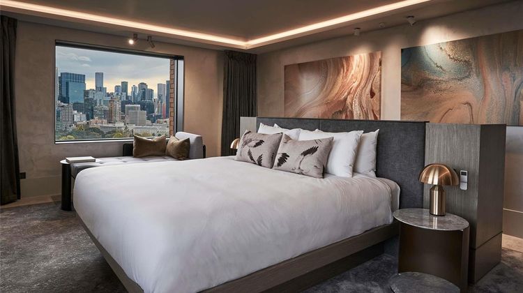 Pullman East Melbourne Suite