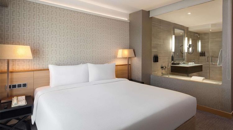 Grand Mercure Roxy Hotel Room