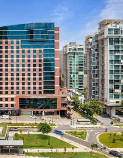 Grand Mercure Roxy Hotel