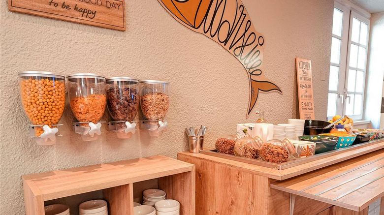 <b>Ibis Budget Marseille Vieux Port Restaurant</b>. Images powered by <a href="https://iceportal.shijigroup.com/" title="IcePortal" target="_blank">IcePortal</a>.