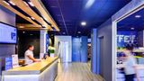 Ibis Budget Pau Lescar Exterior