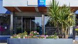 Ibis Budget Pau Lescar Exterior
