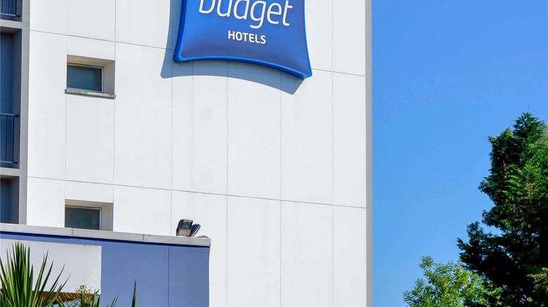 <b>Ibis Budget Pau Lescar Exterior</b>. Images powered by <a href="https://iceportal.shijigroup.com/" title="IcePortal" target="_blank">IcePortal</a>.
