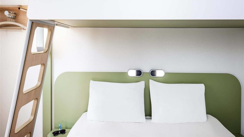 <b>Ibis Budget Sisteron Room</b>. Images powered by <a href="https://iceportal.shijigroup.com/" title="IcePortal" target="_blank">IcePortal</a>.
