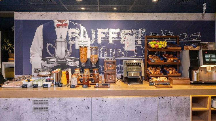 ibis budget London Barking Restaurant