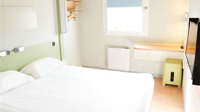<b>Ibis Budget Caen Porte de Bretagne Room</b>. Images powered by <a href="https://iceportal.shijigroup.com/" title="IcePortal" target="_blank">IcePortal</a>.