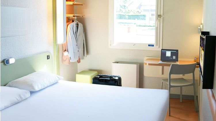 Ibis Budget Caen Porte de Bretagne Room
