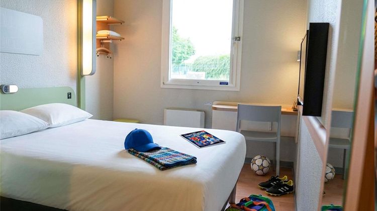 Ibis Budget Caen Porte de Bretagne Room