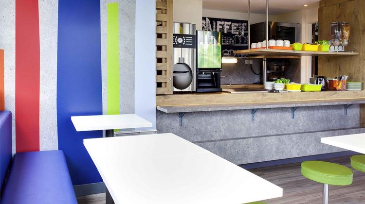 Ibis Budget Clermont Ferrand Nord Riom Exterior