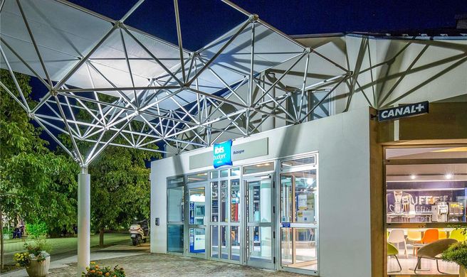 Ibis Budget Aubagne Paluds Agora Exterior
