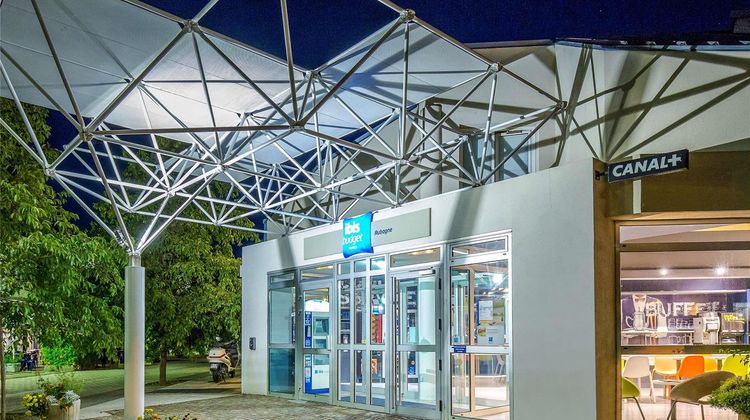 Ibis Budget Aubagne Paluds Agora Exterior