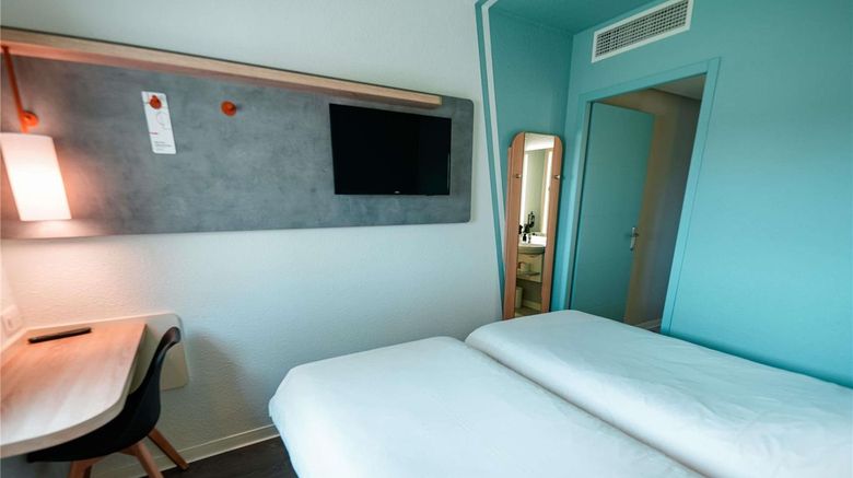 <b>Ibis Budget Sete Centre Room</b>. Images powered by <a href="https://iceportal.shijigroup.com/" title="IcePortal" target="_blank">IcePortal</a>.