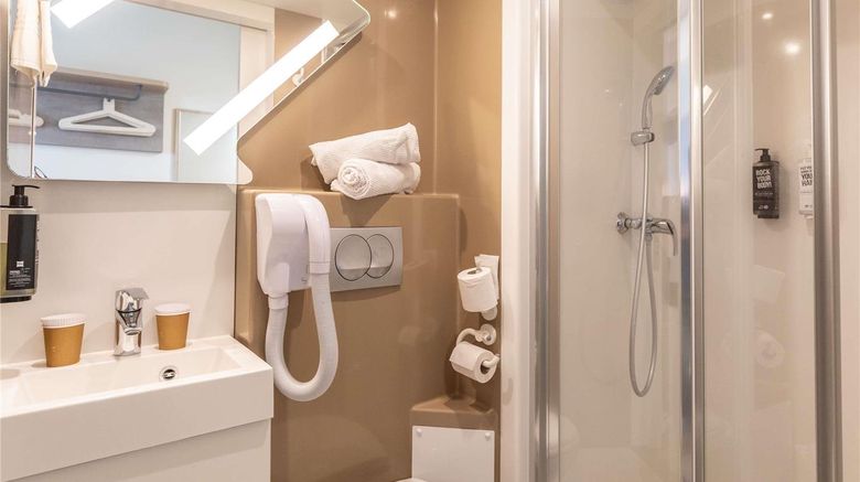 <b>Ibis Budget Ciboure St-Jean-Luz Room</b>. Images powered by <a href="https://iceportal.shijigroup.com/" title="IcePortal" target="_blank">IcePortal</a>.