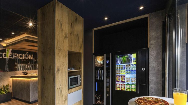 Ibis Budget Valencia Alcasser Exterior