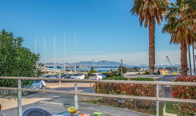 Ibis Budget Marseille L'Estaque Exterior