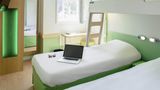 <b>Ibis Budget Aeroport Le Bourget Room</b>. Images powered by <a href="https://iceportal.shijigroup.com/" title="IcePortal" target="_blank">IcePortal</a>.