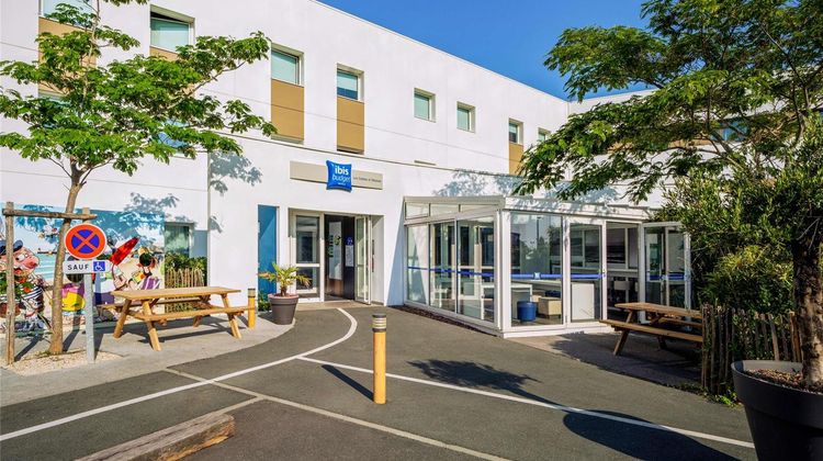 Ibis Budget Les Sables Olonne Exterior