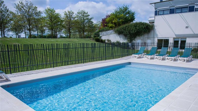 <b>Ibis Budget Site Du Futuroscope Pool</b>. Images powered by <a href="https://iceportal.shijigroup.com/" title="IcePortal" target="_blank">IcePortal</a>.