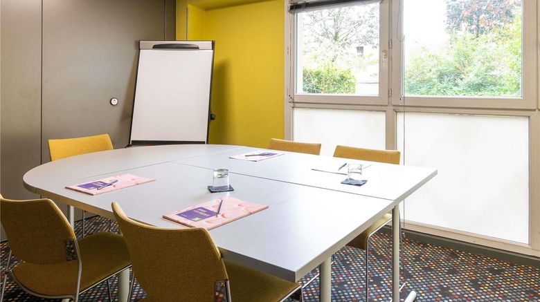 <b>Ibis Budget Lyon Confluence Meeting</b>. Images powered by <a href="https://iceportal.shijigroup.com/" title="IcePortal" target="_blank">IcePortal</a>.