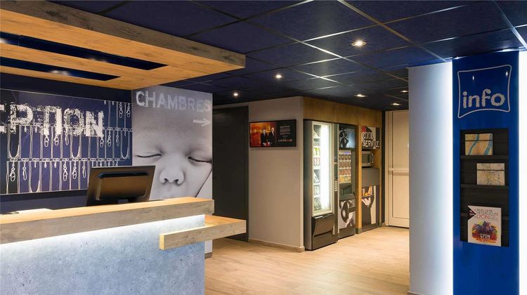 Ibis Budget Lyon Confluence Exterior
