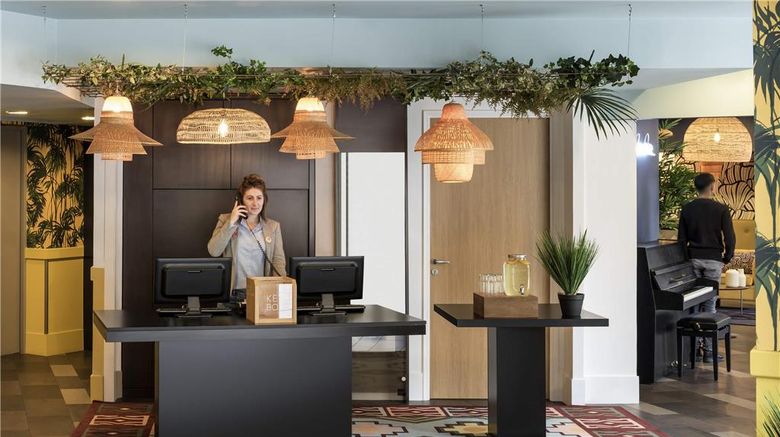 <b>Adagio la Defense Courbevoie Aparthotel Exterior</b>. Images powered by <a href="https://iceportal.shijigroup.com/" title="IcePortal" target="_blank">IcePortal</a>.
