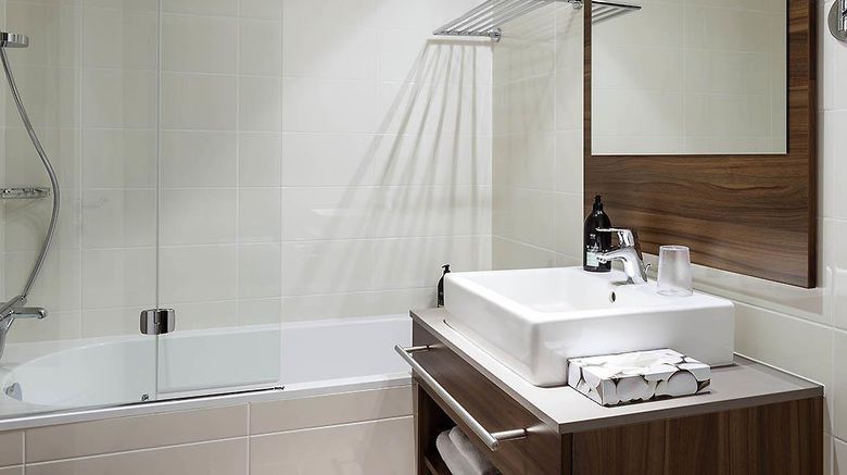 <b>Adagio la Defense Courbevoie Aparthotel Room</b>. Images powered by <a href="https://iceportal.shijigroup.com/" title="IcePortal" target="_blank">IcePortal</a>.