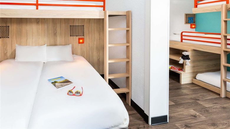<b>HotelF1 Toulon est la Valette Room</b>. Images powered by <a href="https://iceportal.shijigroup.com/" title="IcePortal" target="_blank">IcePortal</a>.