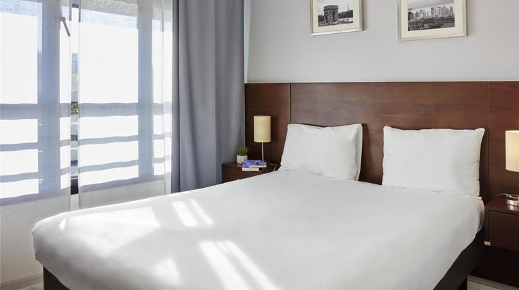 Adagio Access Paris Bastille Aparthotel Room