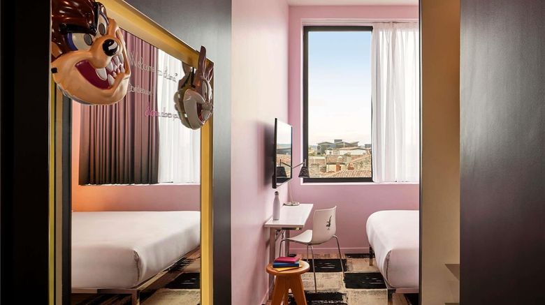 <b>Mama Shelter Bordeaux Room</b>. Images powered by <a href="https://iceportal.shijigroup.com/" title="IcePortal" target="_blank">IcePortal</a>.