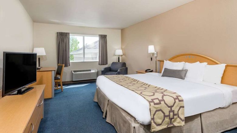 <b>Baymont Inn & Suites Noblesville Room</b>. Images powered by <a href="https://iceportal.shijigroup.com/" title="IcePortal" target="_blank">IcePortal</a>.